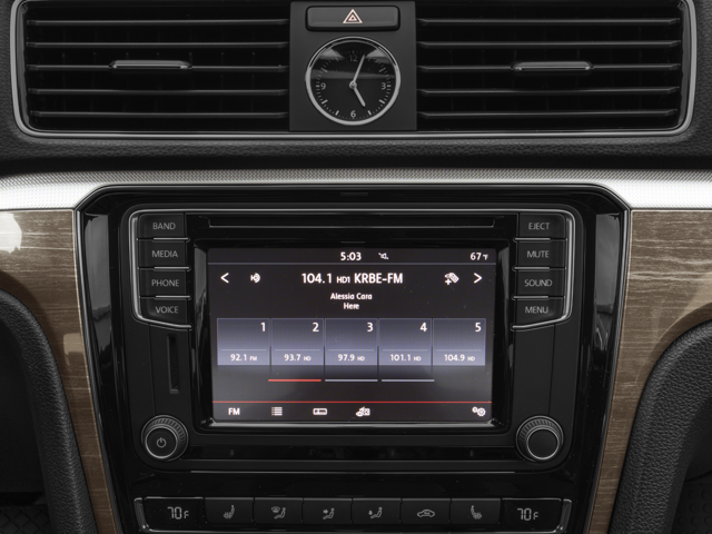 2016 Volkswagen Passat 1.8T SE