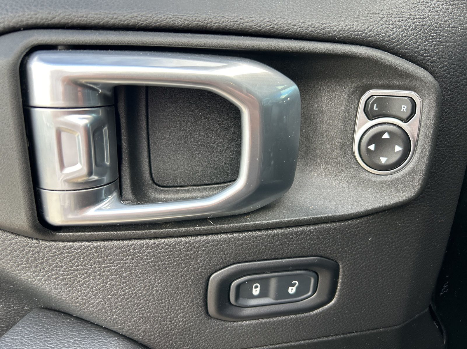 2022 Jeep Wrangler Unlimited Sahara High Altitude