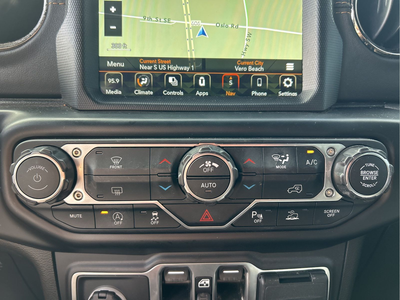 2022 Jeep Wrangler Unlimited Sahara High Altitude