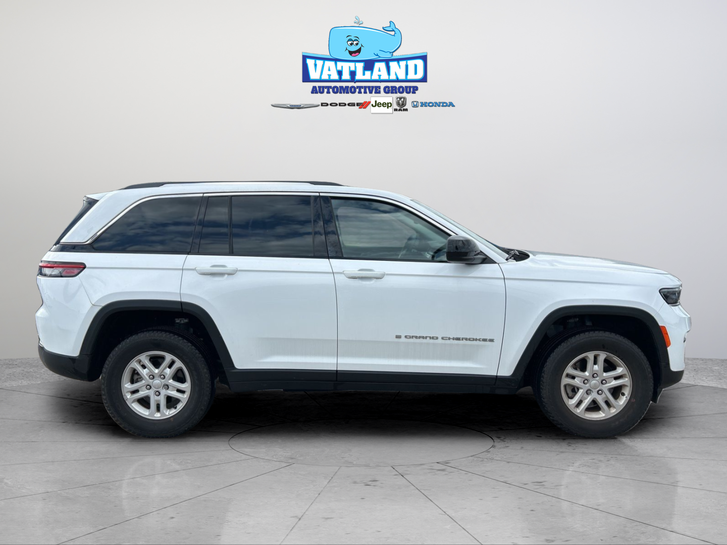 2023 Jeep Grand Cherokee Laredo