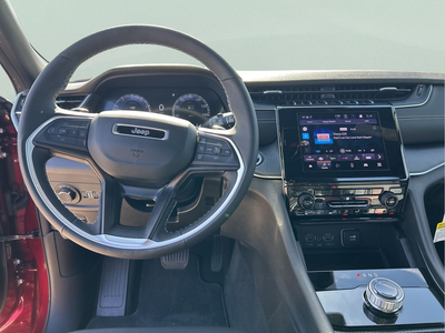 2025 Jeep Grand Cherokee Laredo X