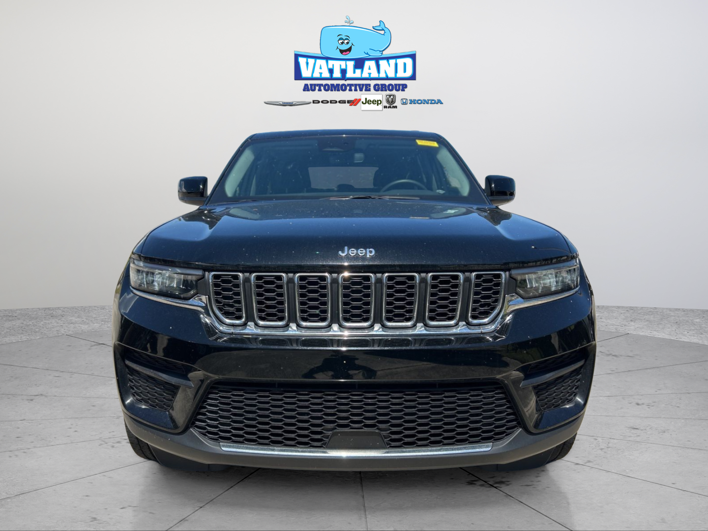 2023 Jeep Grand Cherokee Laredo