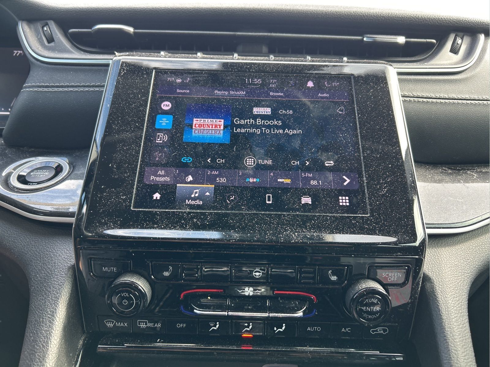 2022 Jeep Grand Cherokee L Laredo