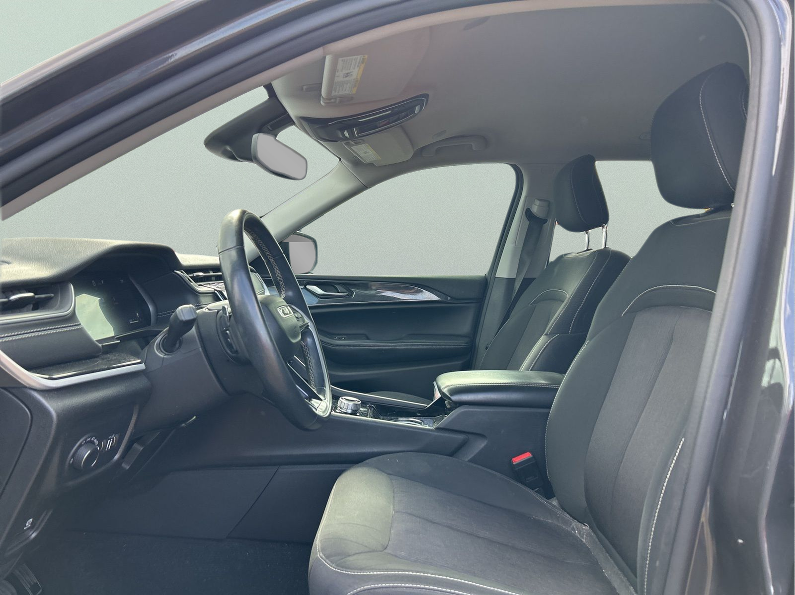 2022 Jeep Grand Cherokee L Laredo