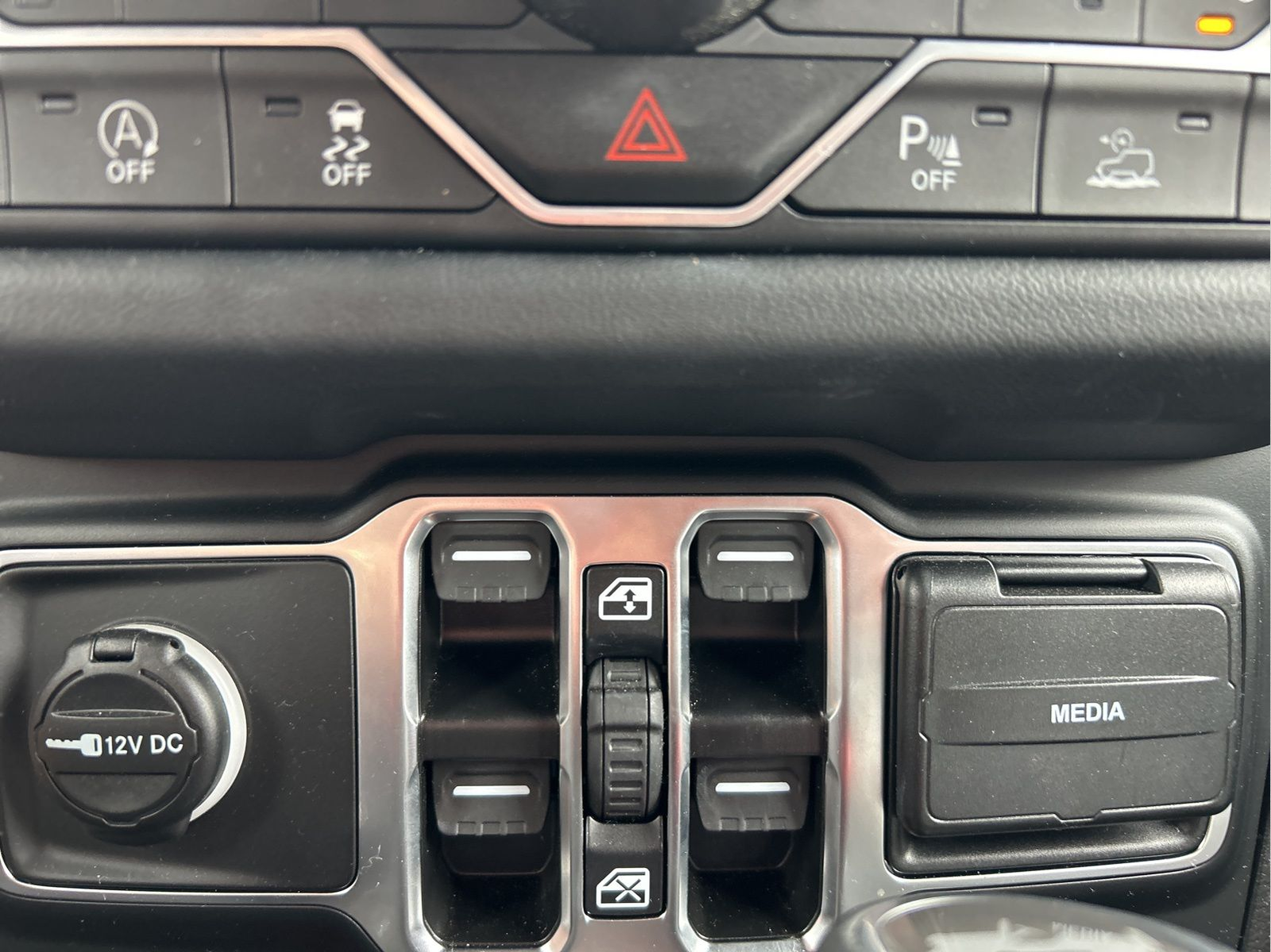 2025 Jeep Wrangler Rubicon X