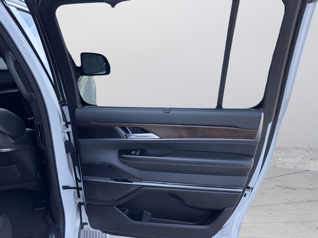 2024 Jeep Grand Wagoneer L Base