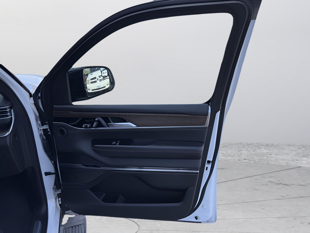 2024 Jeep Grand Wagoneer L Base