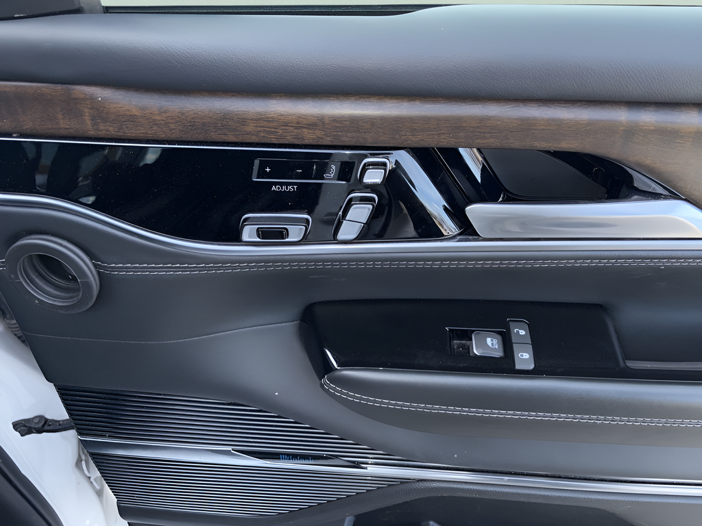 2024 Jeep Grand Wagoneer L Base