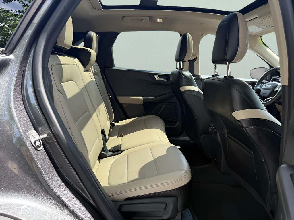 2020 Ford Escape Titanium Hybrid