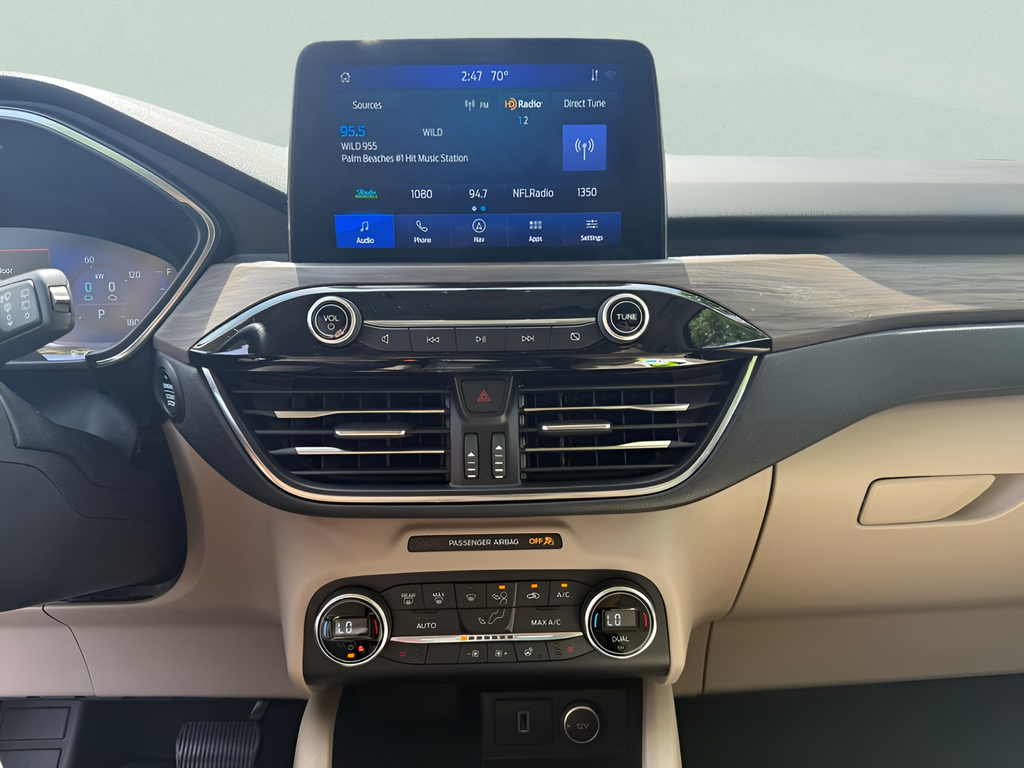 2020 Ford Escape Titanium Hybrid