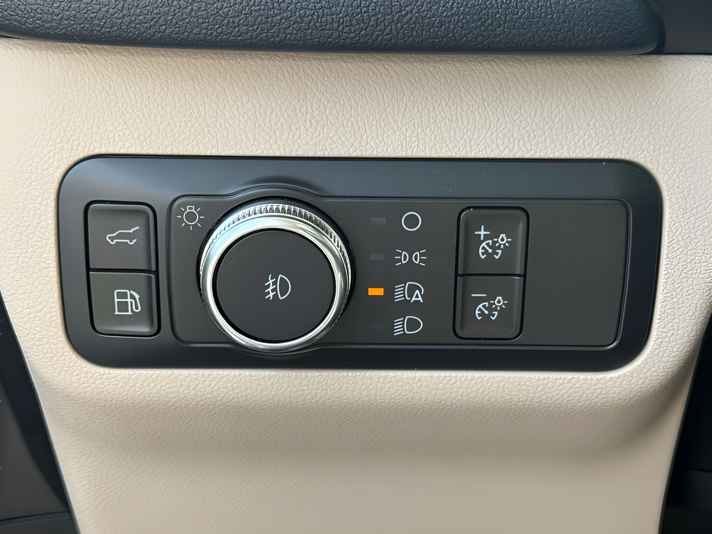 2020 Ford Escape Titanium Hybrid