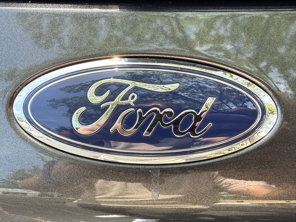 2020 Ford Escape Titanium Hybrid