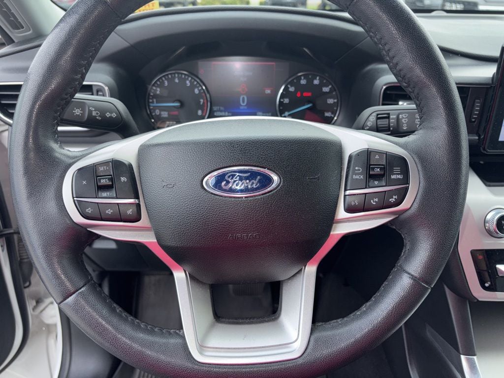 2024 Ford Explorer XLT Sport