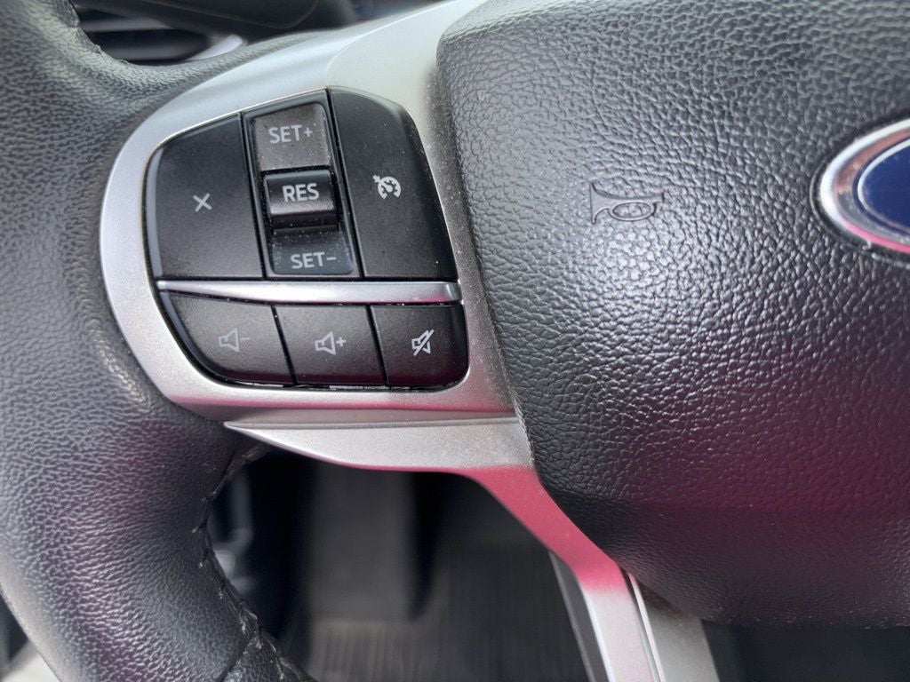 2024 Ford Explorer XLT Sport