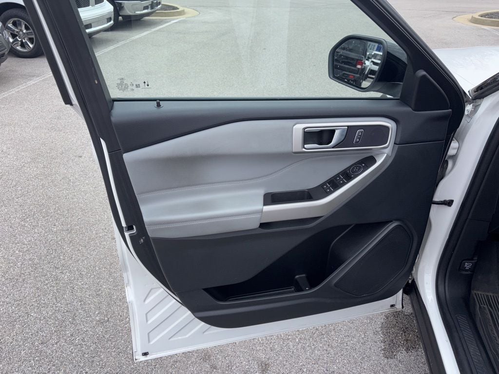 2024 Ford Explorer XLT Sport