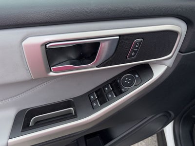 2024 Ford Explorer XLT Sport