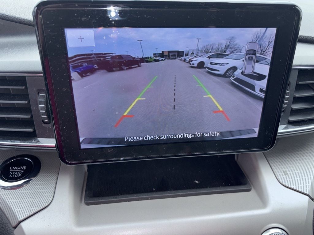 2024 Ford Explorer XLT Sport