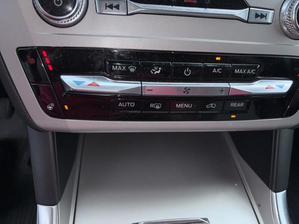 2024 Ford Explorer XLT Sport