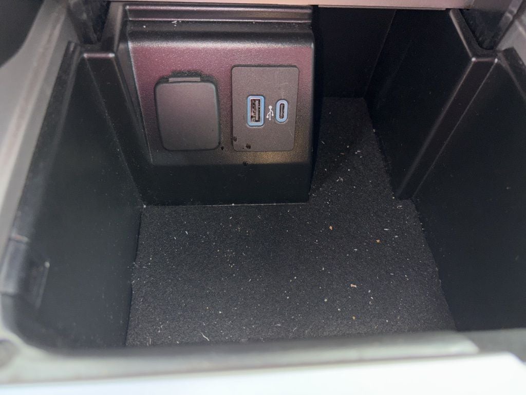 2024 Ford Explorer XLT Sport