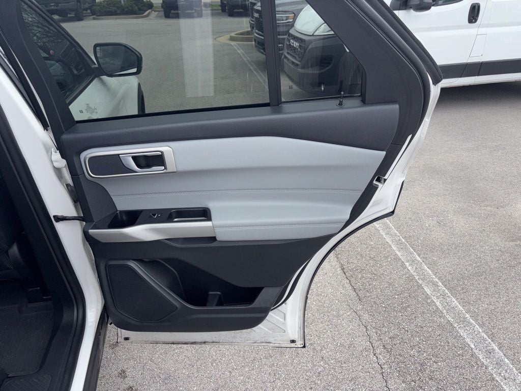 2024 Ford Explorer XLT Sport