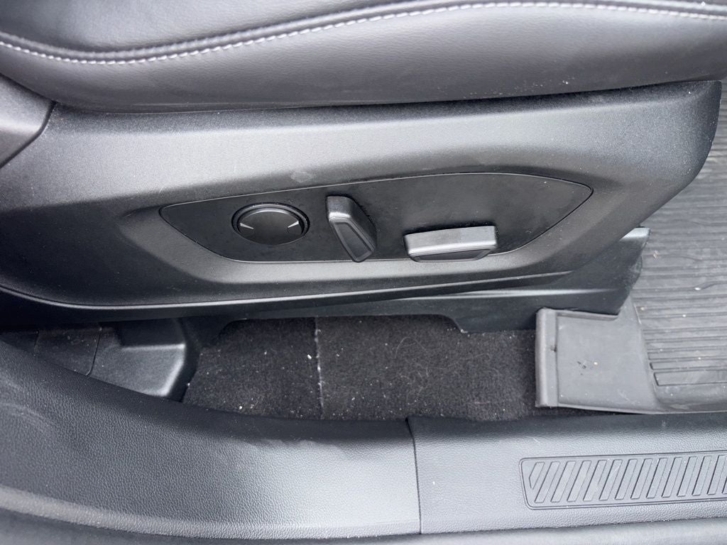 2024 Ford Explorer XLT Sport