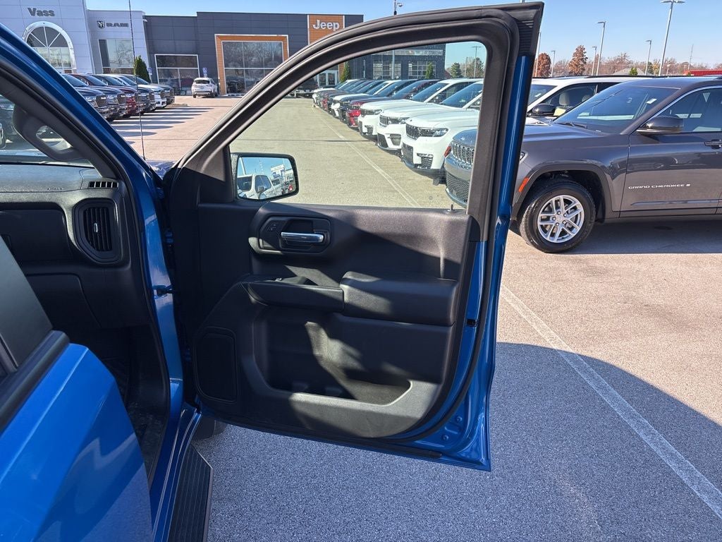 2024 Chevrolet Silverado 1500 Custom CPO