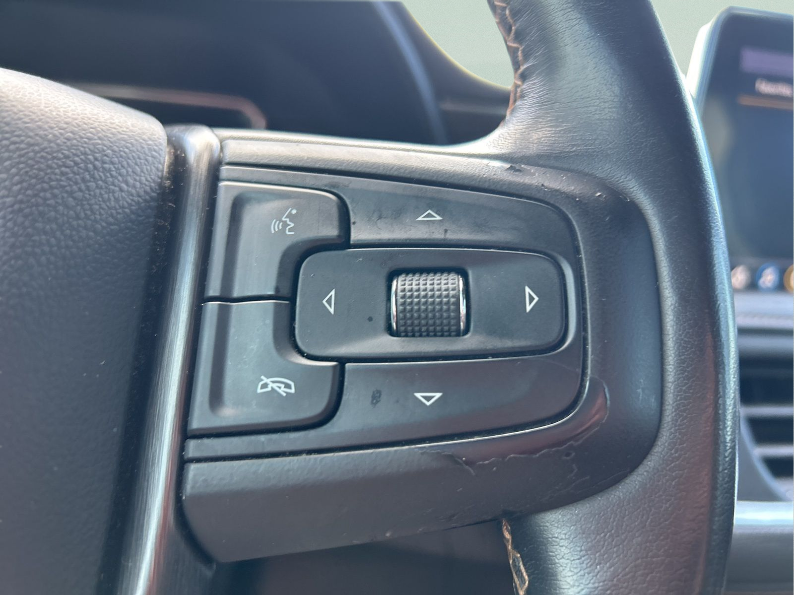 2021 GMC Yukon XL AT4