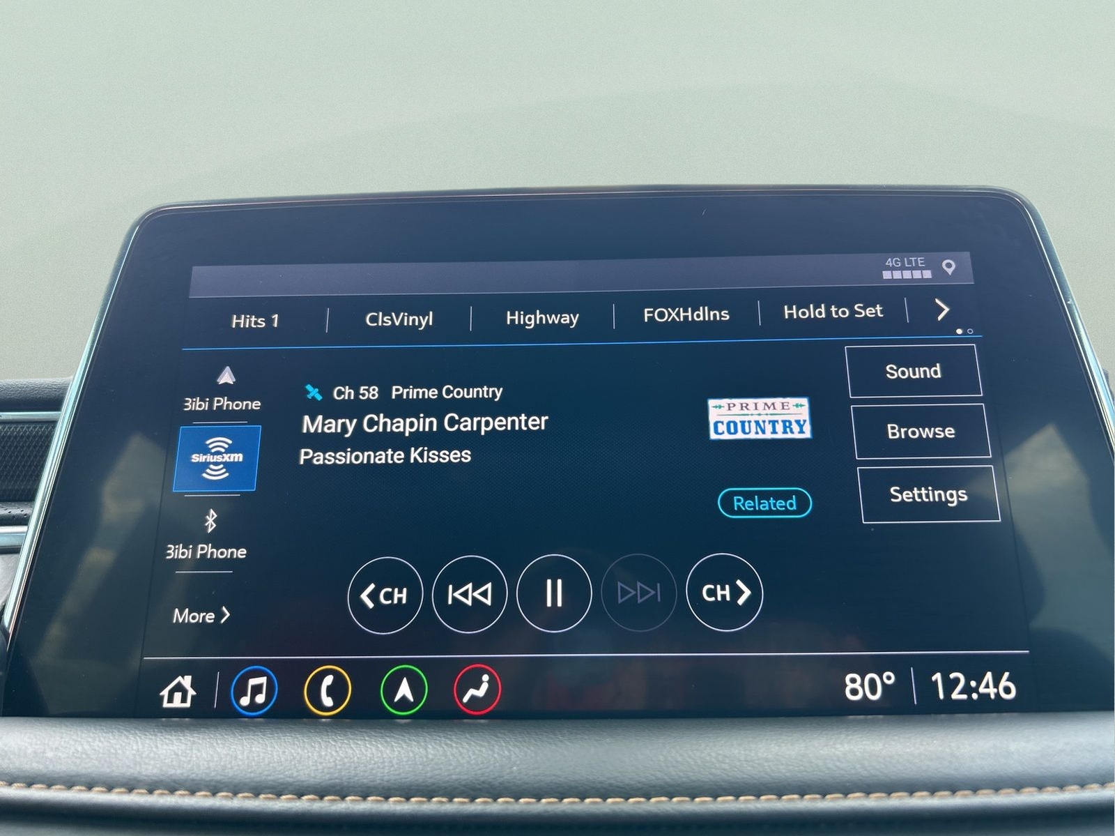 2021 GMC Yukon XL AT4