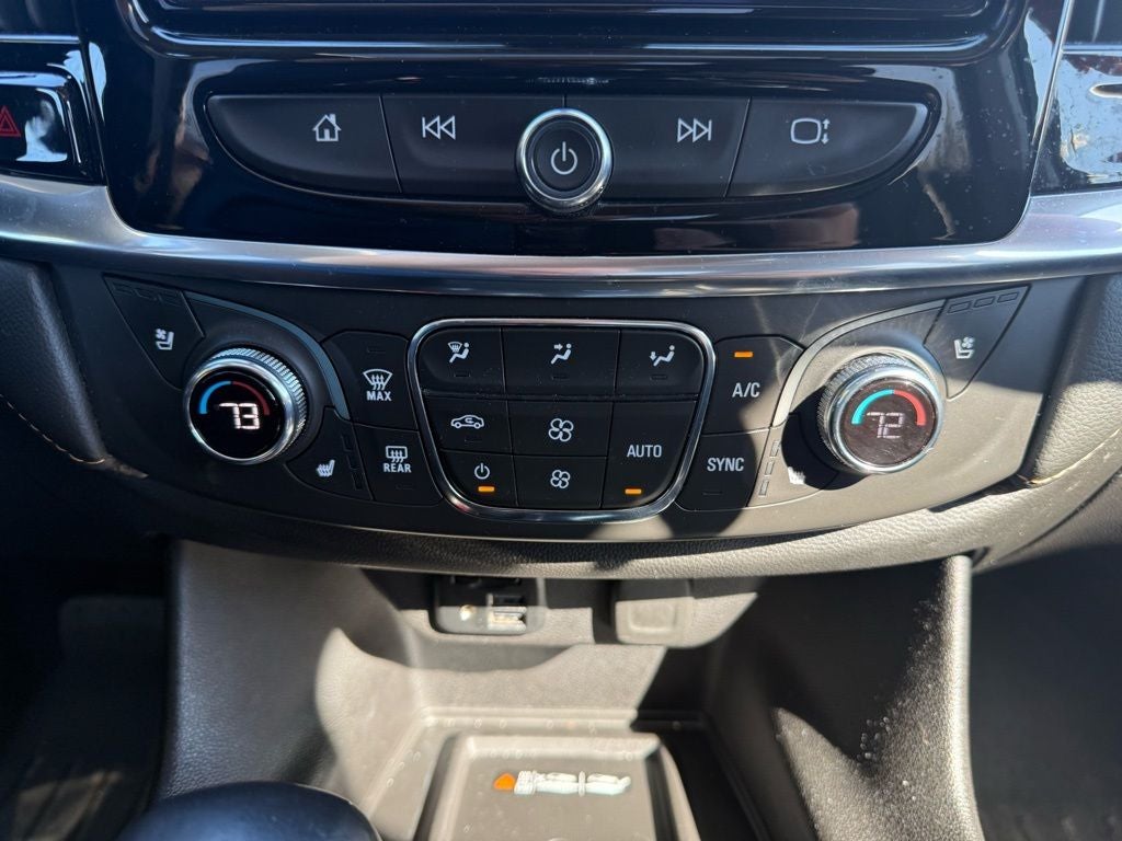 2021 Chevrolet Traverse Premier