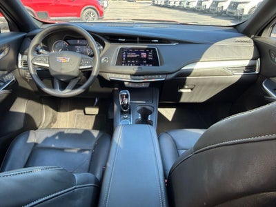 2023 Cadillac XT4 Premium Luxury