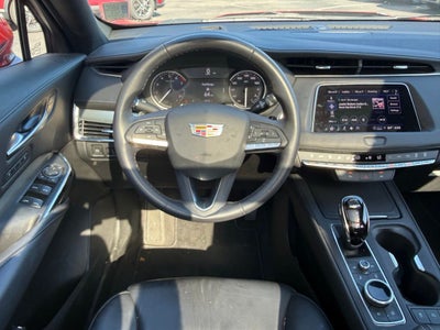 2023 Cadillac XT4 Premium Luxury