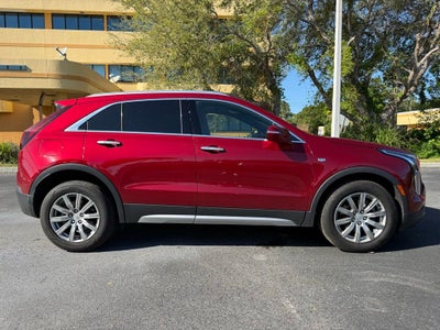 2023 Cadillac XT4 Premium Luxury