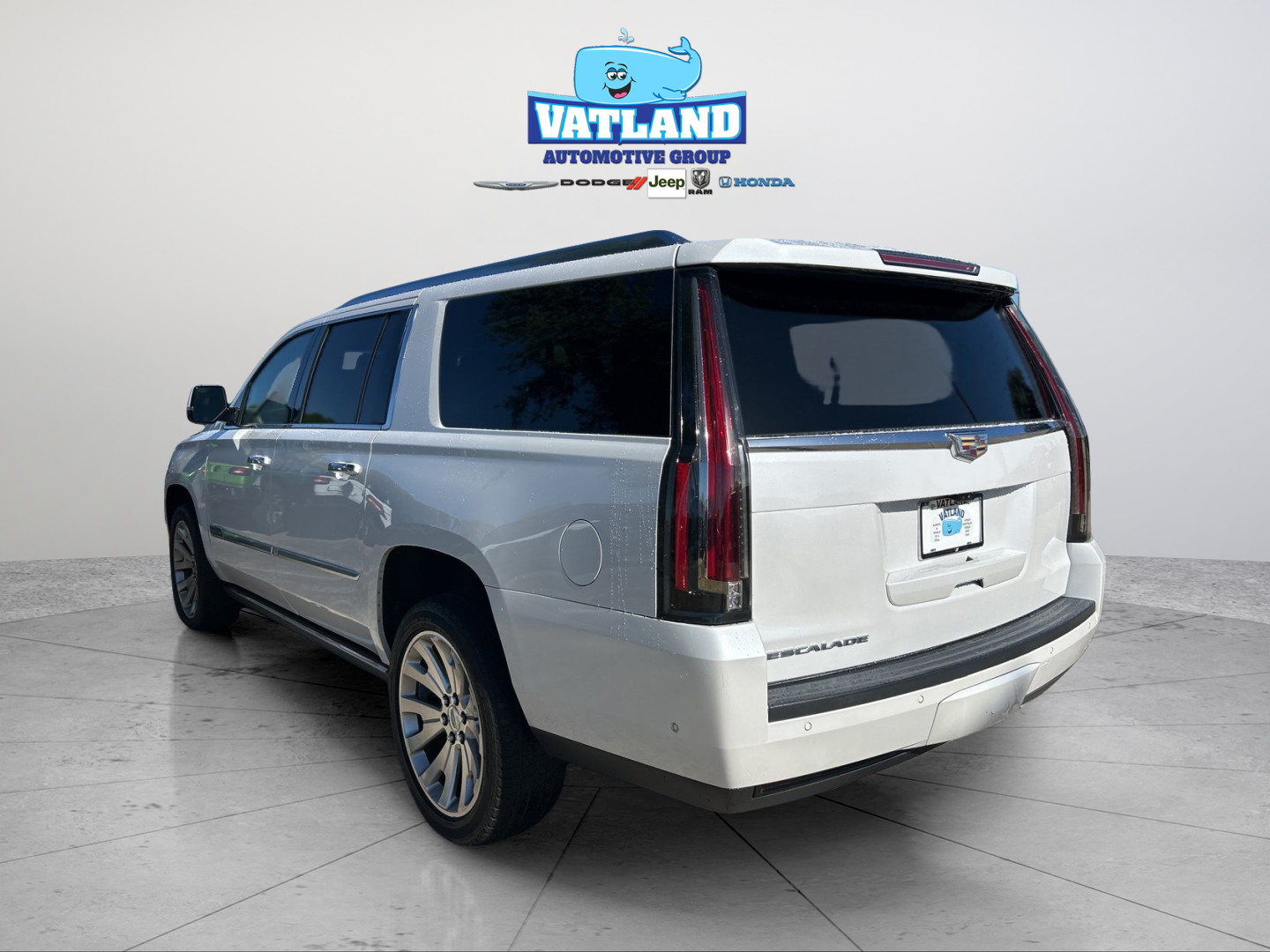 2018 Cadillac Escalade ESV Platinum Edition