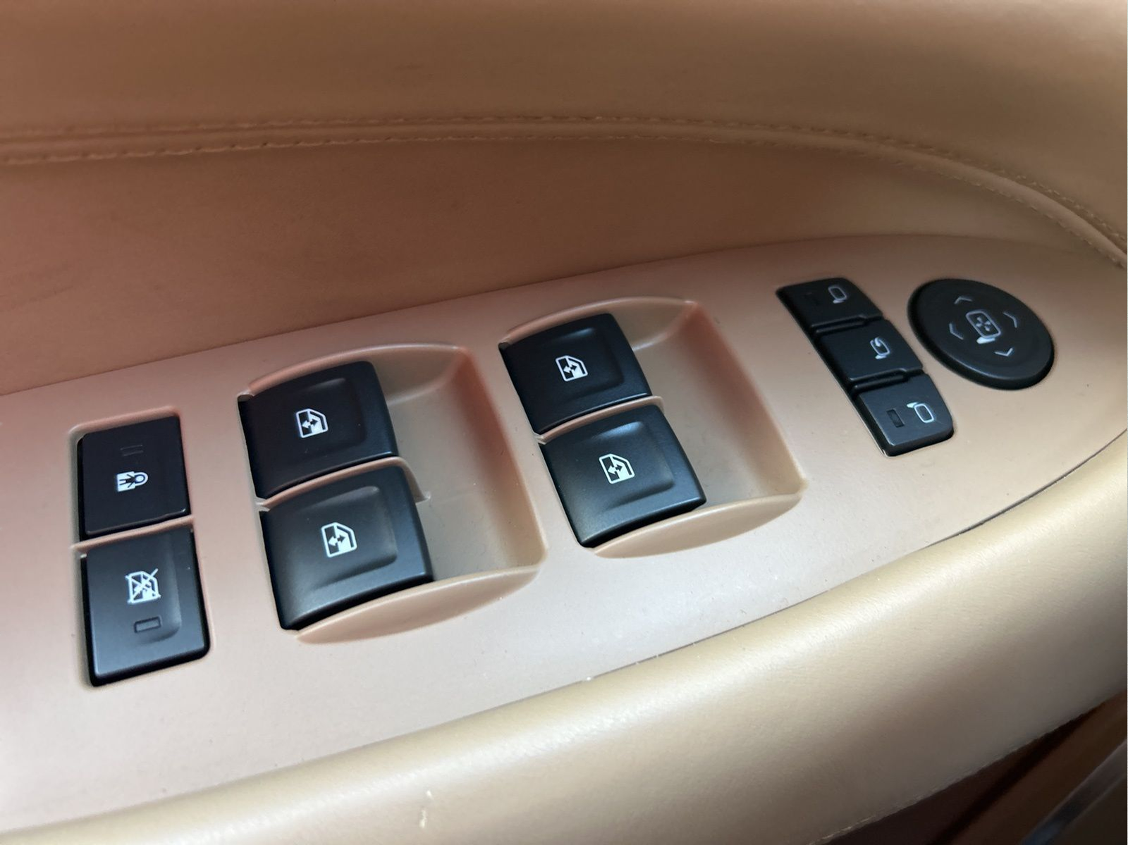 2018 Cadillac Escalade ESV Platinum Edition