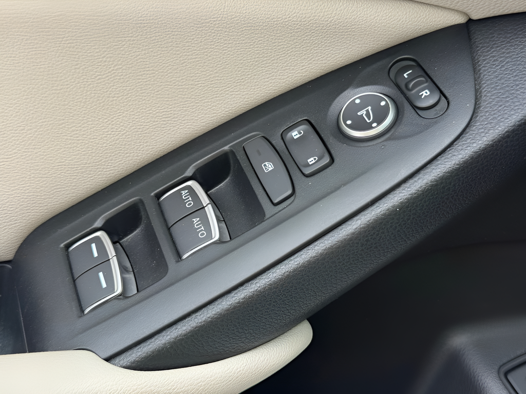 2021 Honda Accord Hybrid EX