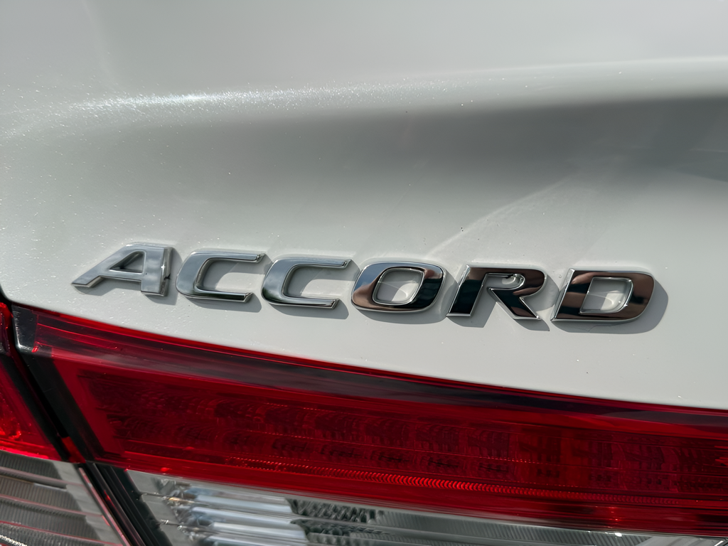 2021 Honda Accord Hybrid EX
