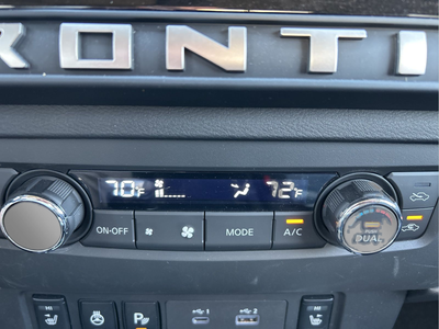 2025 Nissan Frontier SV