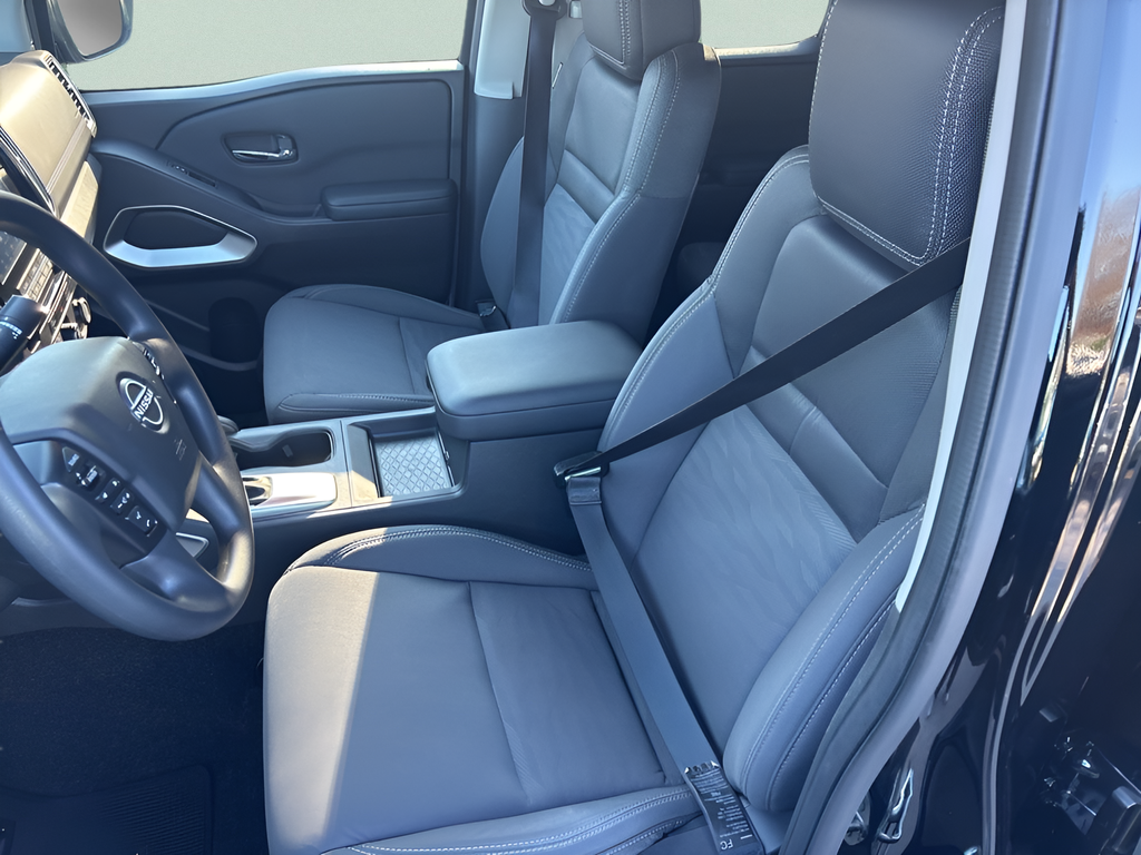 2023 Nissan Frontier SV CPO