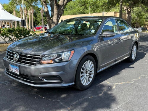 2016 Volkswagen Passat 1.8T SE