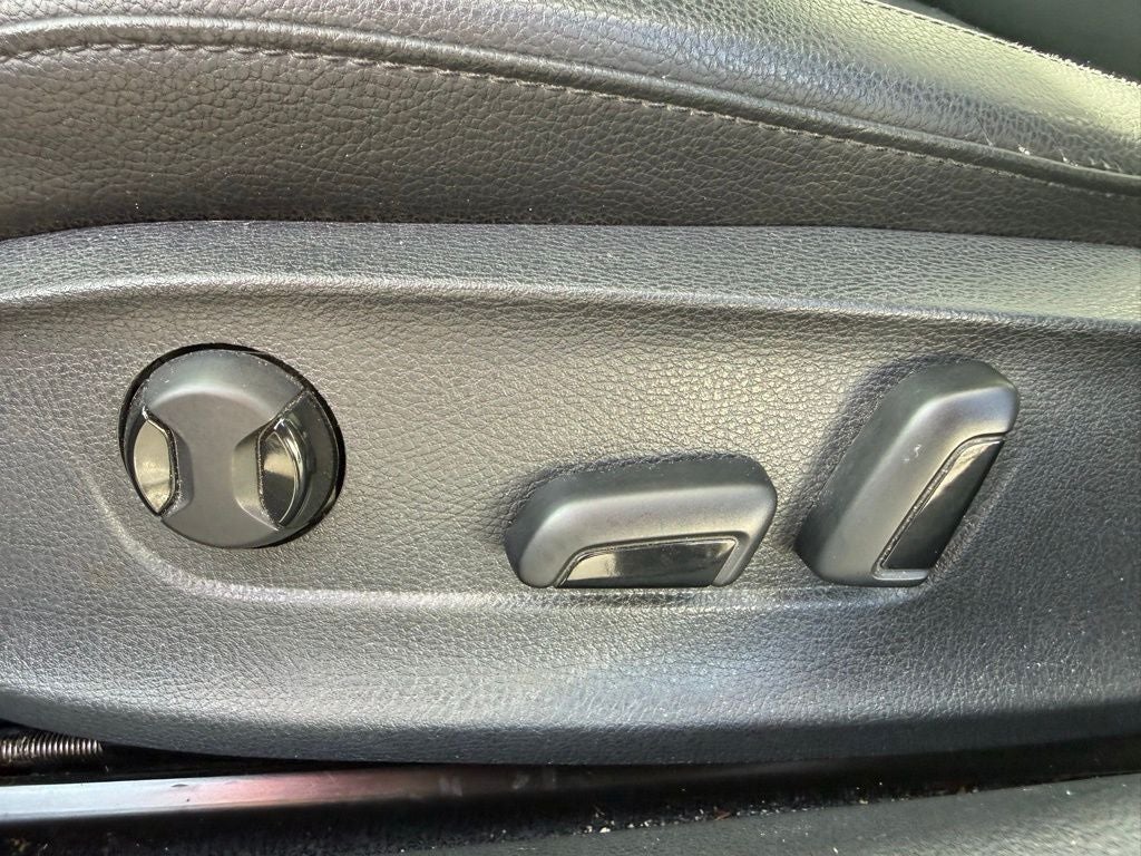 2016 Volkswagen Passat 1.8T SE