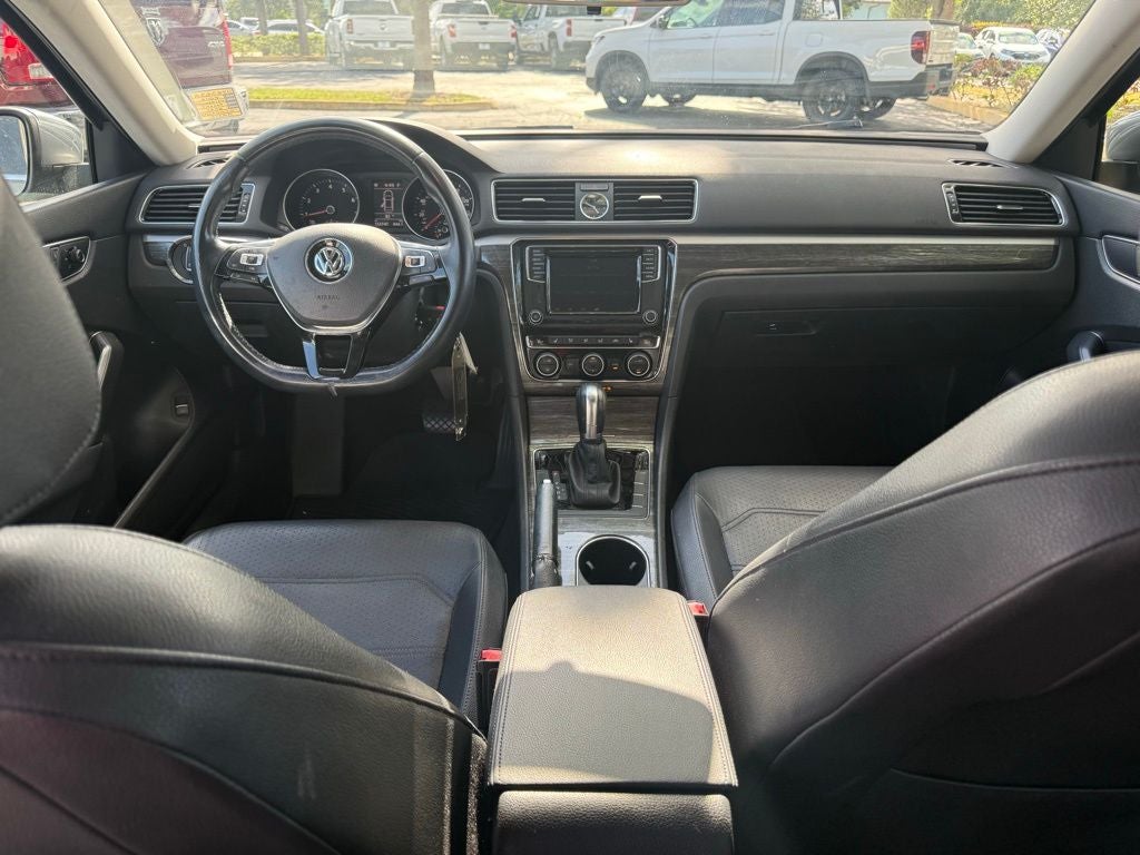 2016 Volkswagen Passat 1.8T SE