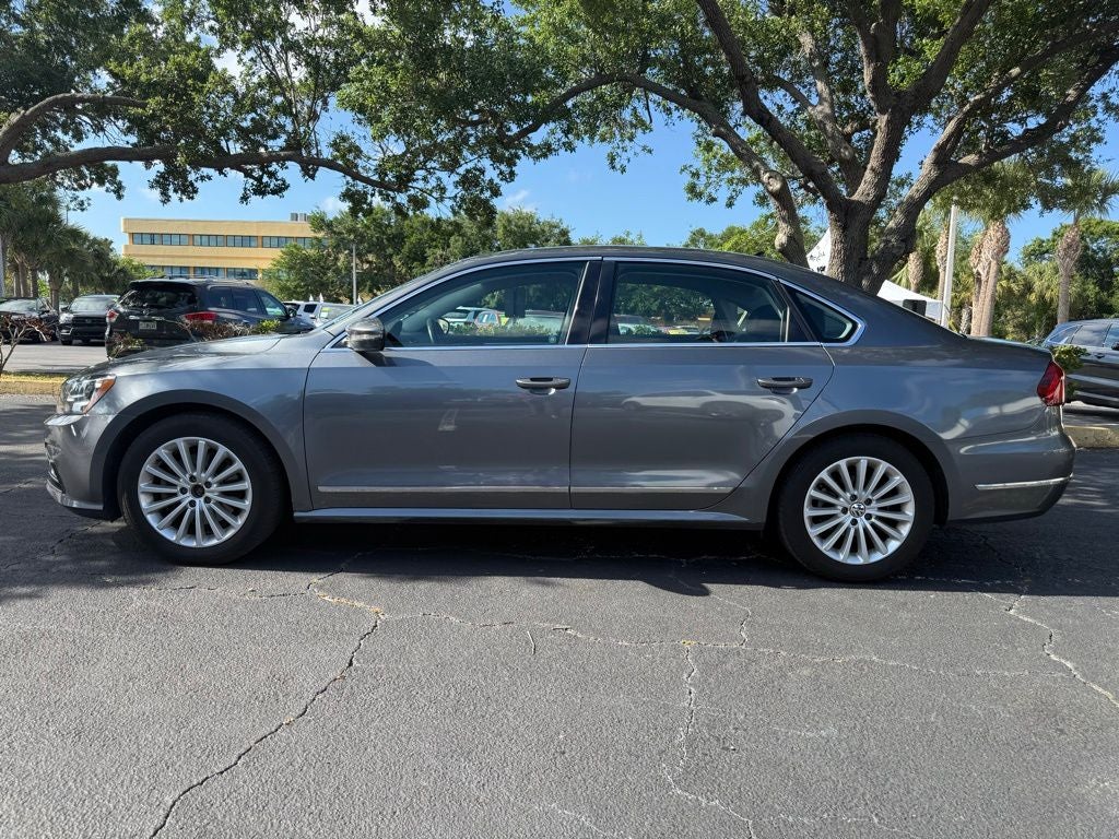 2016 Volkswagen Passat 1.8T SE
