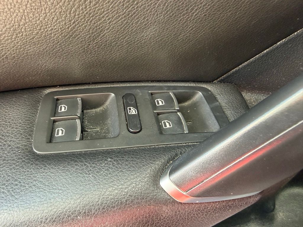 2016 Volkswagen Passat 1.8T SE