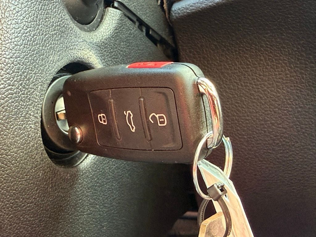 2016 Volkswagen Passat 1.8T SE