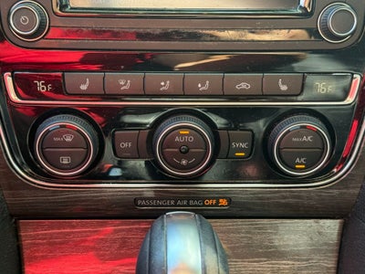 2016 Volkswagen Passat 1.8T SE