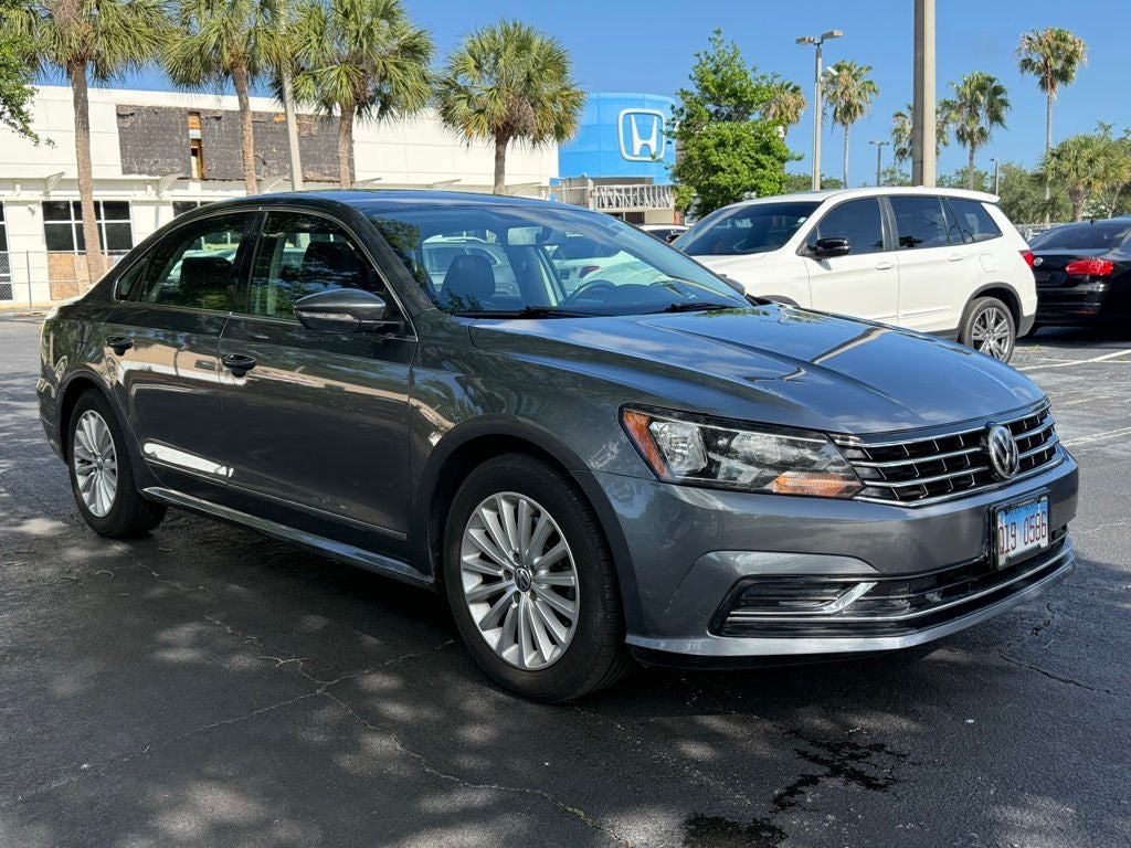 2016 Volkswagen Passat 1.8T SE
