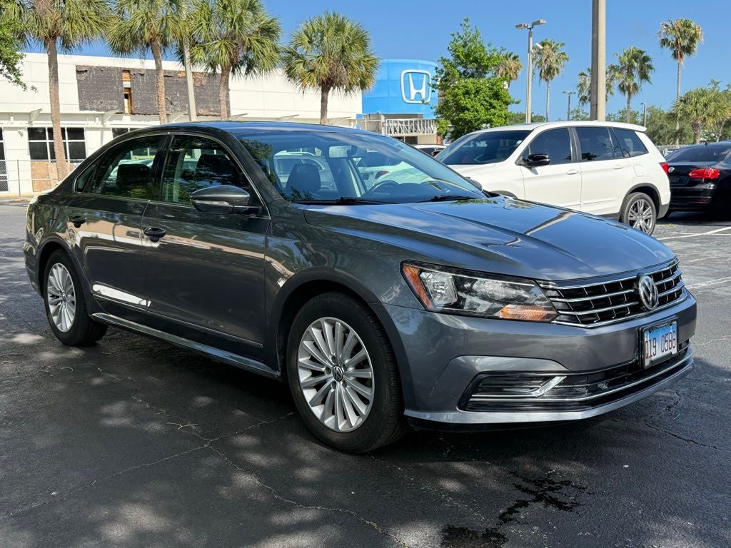 2016 Volkswagen Passat 1.8T SE