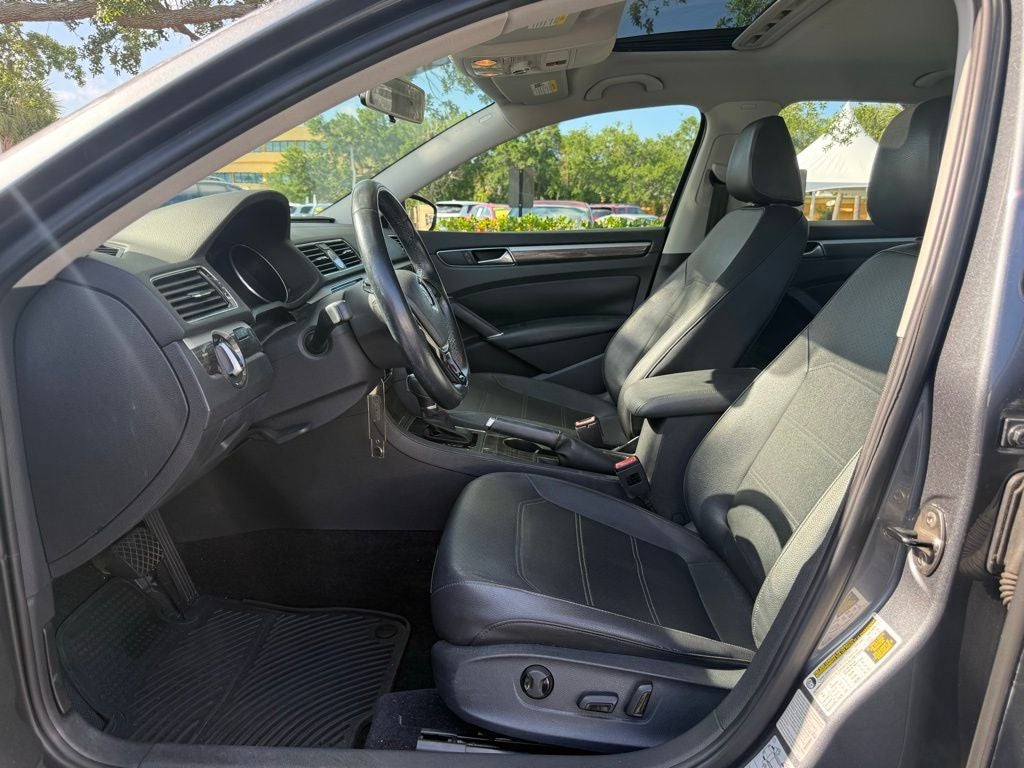 2016 Volkswagen Passat 1.8T SE