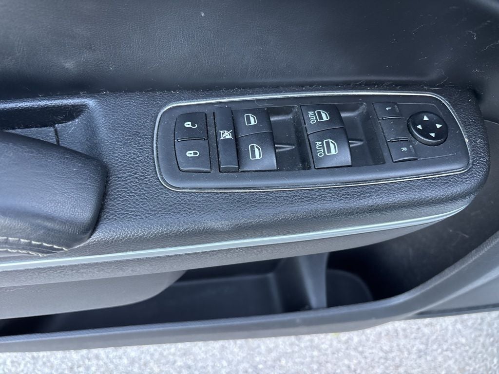 2021 Chrysler 300 S CPO