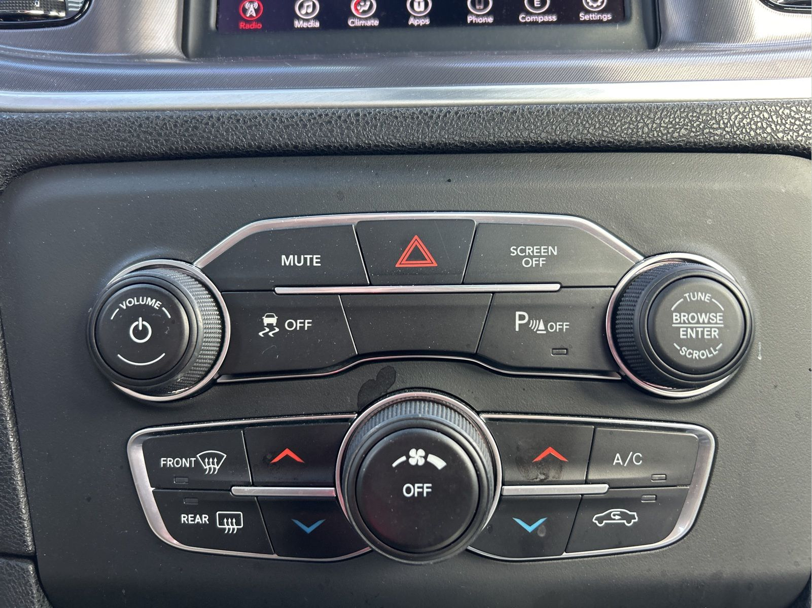 2019 Dodge Charger SXT